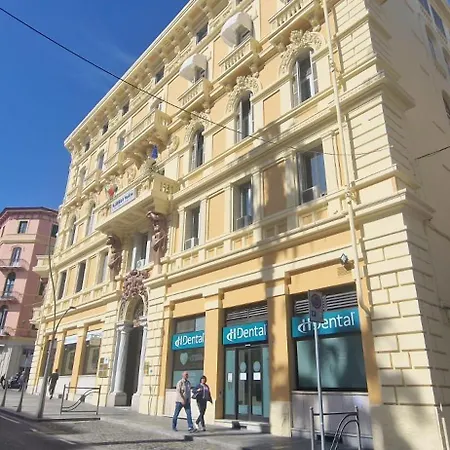 Elizabeth's House San Remo